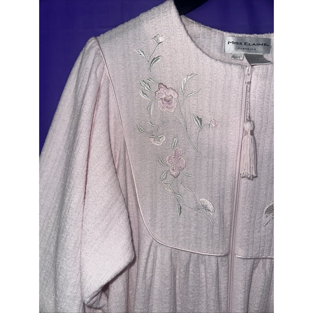 Vintage MISS ELAINE Classics Nightgown  Long Pink Long Sleeve Embroidered Large - Picture 4 of 13
